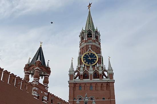 Владимир Путин - Дмитрий Песков - Владимир Шаманов - Кремль рассмотрит просьбу ветеранских организаций перенести парад Победы - pnp.ru - Москва - Россия