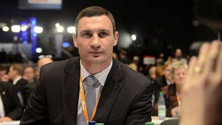 Владимир Зеленский - Виталий Кличко - Руслан Бортник - Николай Поворозник - Противостояние между Зеленским и Кличко усилится после скандала с Поворозником - polit.info - Украина - Киев