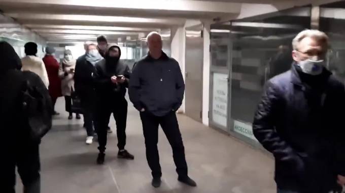 Проверка пропусков на транспорте в Москве станет автоматической - piter.tv - Москва