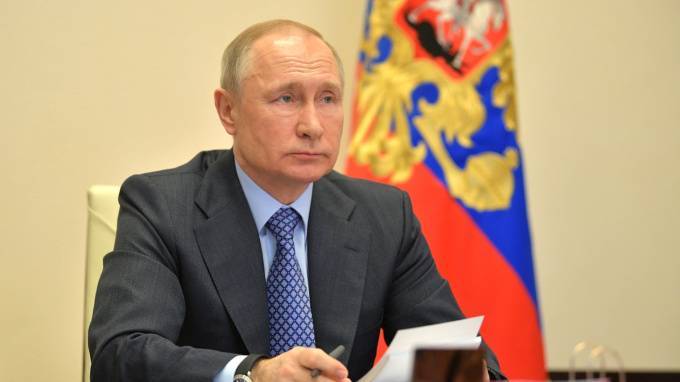 Владимир Путин - Антон Котяков - Эксперт: Путин строго придерживается своей тактики - piter.tv - Россия