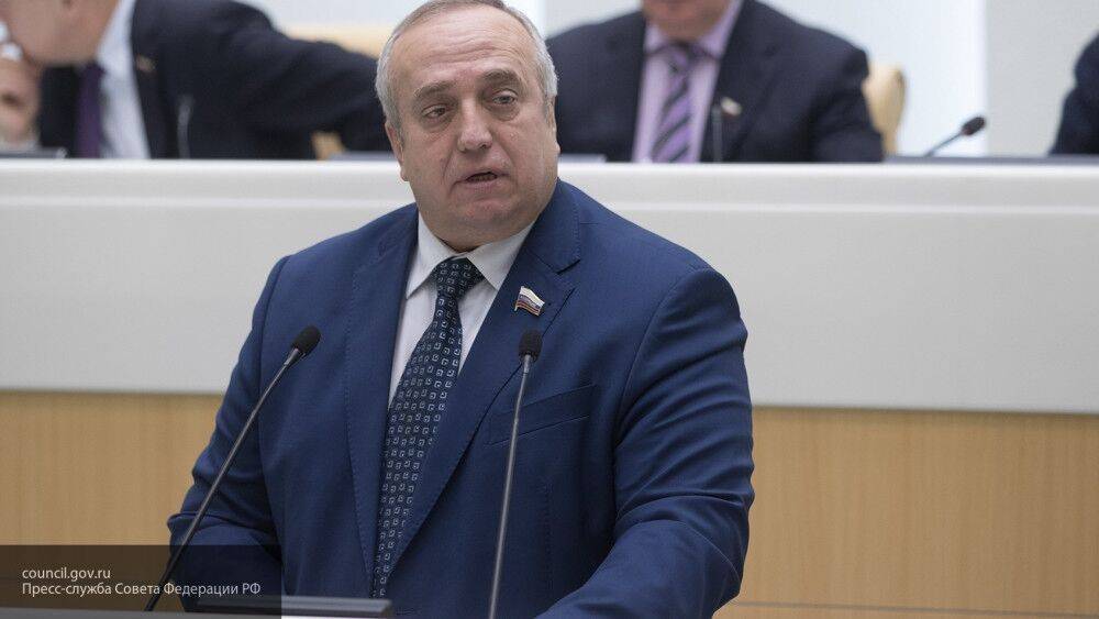 Франц Клинцевич - Клинцевич поддержал предложение переноса празднования 9 мая - polit.info - Россия