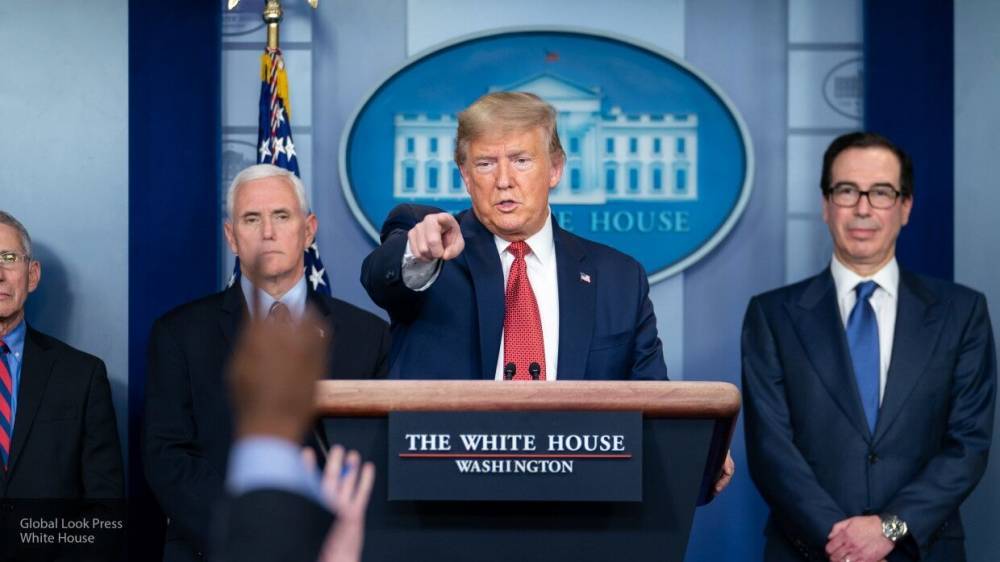 Дональд Трамп - Геворг Мирзаян - Трамп специально обвиняет Китай в пандемии COVID-19, чтобы успокоить американцев - polit.info - Россия - Китай - США - Вашингтон