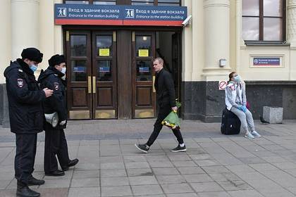 Владимир Путин - Александр Калинин - В Москве допустили продление ограничительных мер - lenta.ru - Москва - Россия