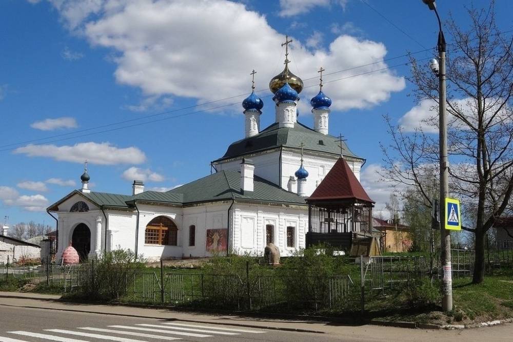 В Вязьме ввели карантин из-за вспышки коронавируса в доме престарелых - mk.ru - Смоленск - Смоленская обл.