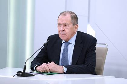 Дональд Трамп - Сергей Лавров - Лавров прокомментировал конспирологические теории о возникновении коронавируса - lenta.ru - Россия - Китай - США - Вашингтон - Англия - Ухань