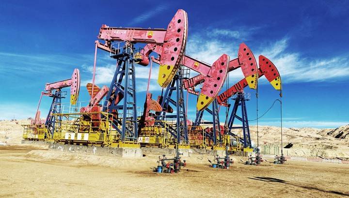 Китай планирует повторить мексиканскую модель хеджирования нефти - vesti.ru - Китай - Мексика