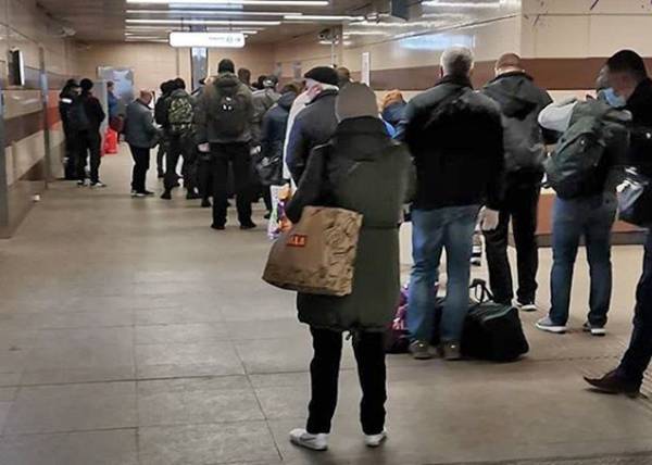 Михаил Тимонов - Оппозиция требует найти ответственных за коллапс в московском метро - nakanune.ru - Москва - Россия
