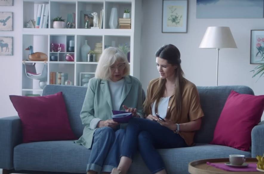 Tele2 - Tele2 запустила онлайн-лекции по мобильному интернету для людей старшего поколения - gazeta.a42.ru - Москва - Россия