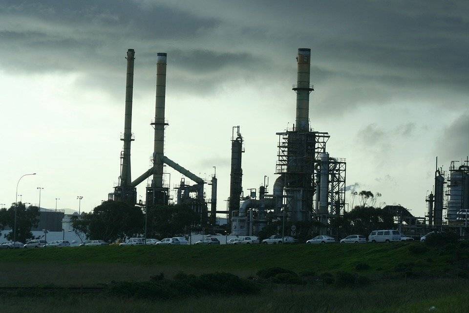 Игорь Юшков - Цена на нефть марки Brent растёт и доллар активно растет на фоне усиления страха за мировую экономику - pravda-tv.ru