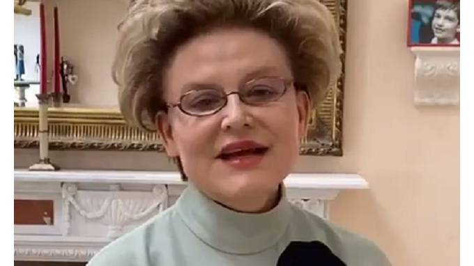Елена Малышева - Малышева заявила, что коронавирус - один из самых прекрасных вирусов - piter.tv