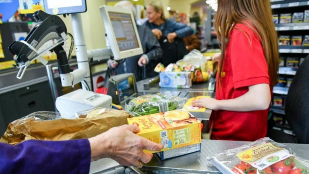 Герои коронакризиса: сколько зарабатывают сотрудники супермаркетов, булочных и мясных магазинов? - germania.one - Германия - Бавария