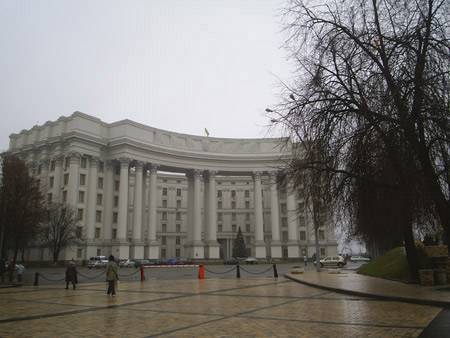 Людмила Денисова - Украина провокационно потребовала от России защитить Донбасс от коронавируса и отчитаться об этом - nakanune.ru - Россия - Украина - Киев - ДНР - ЛНР