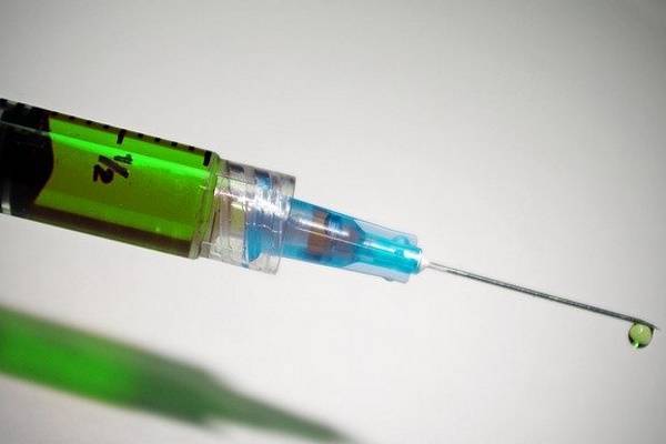 Ученый из Петербурга объяснил, может ли советская вакцина спасти от коронавируса - abnews.ru - Санкт-Петербург