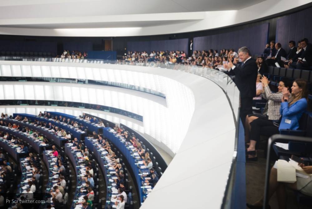 Владимир Путин - Европарламент рассмотрит резолюцию об "агрессивной пропаганде" России и Китая - politexpert.net - Россия - Китай