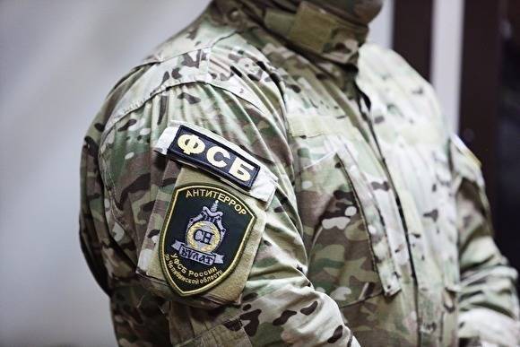 В Туле полиция пришла с обыском к семье анархистов - znak.com - Тула - Челябинск