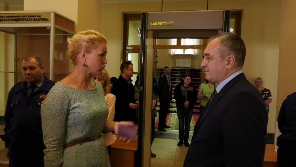 Навальный - «Альянс Навального» никак не угомонится – Васильева напала на главврача - newsland.com - Россия