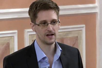 Эдвард Сноуден - Анатолий Кучерена - Сноуден захотел остаться в России - lenta.ru - Россия - США - Франция