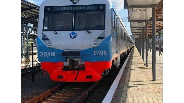 В Крым прибыли два новых электропоезда - crimea.ria.ru - Крым - Симферополь - Севастополь - Евпатория