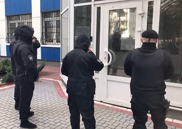Павел Грудинин - Дмитрий Саблин - Издание Readovka оштрафовали на 50 тысяч за отказ от самоблокировки - nakanune.ru