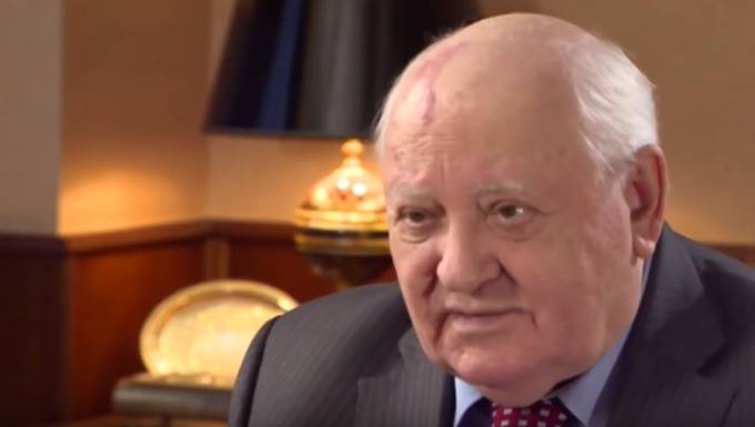 Михаил Горбачев - Горбачев призвал мировых лидеров снизить военные расходы - vm.ru