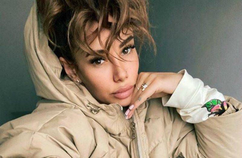 Айза Анохина - «Мы в дикой *опе»: Айза Анохина страдает из-за закрытого салона красоты - bloknot.ru