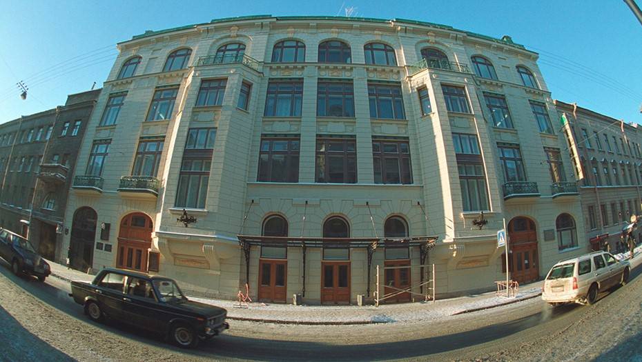 Реставрацию Учебного театра на Моховой поставили на паузу - dp.ru - Россия
