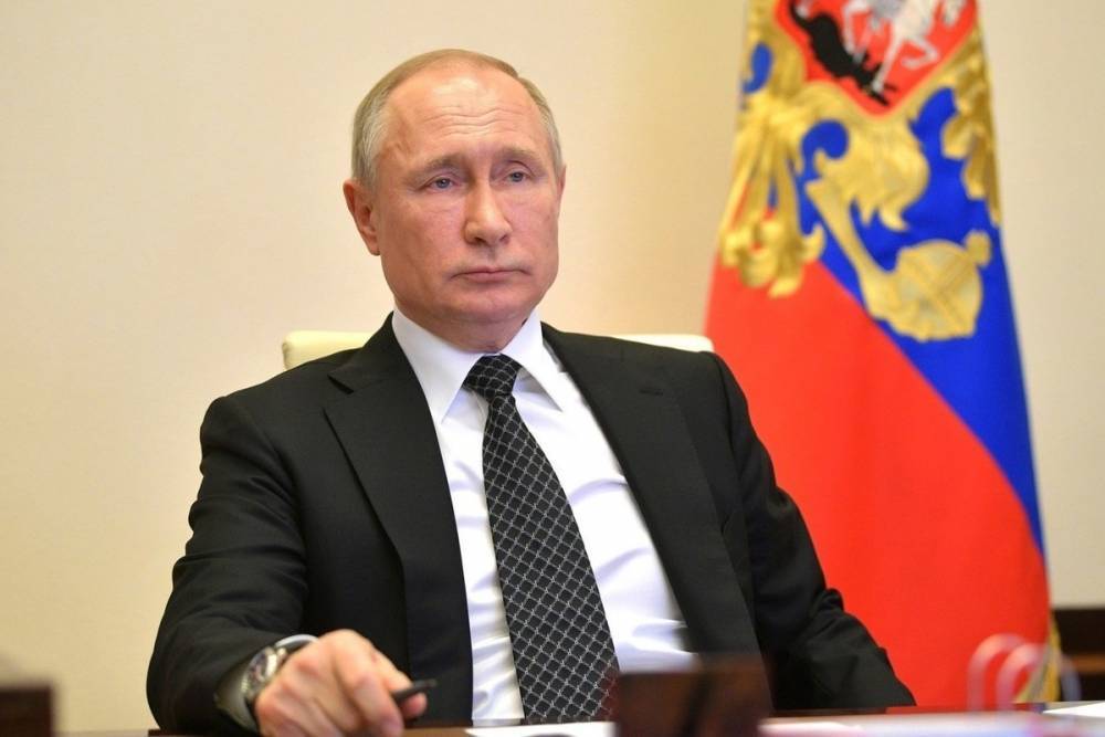 Владимир Путин - Путин перенес Парад Победы 9 мая из-за коронавируса - mk.ru - Москва - Россия