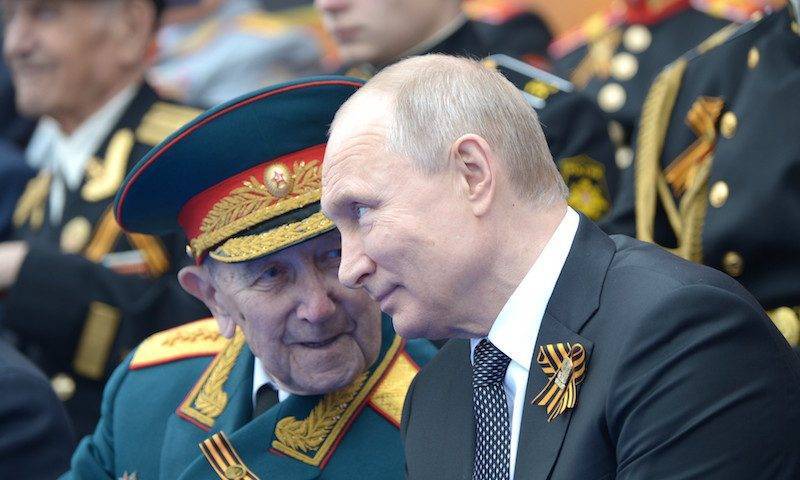 Владимир Путин - Президент Путин принял решение о переносе празднования 9 Мая - bloknot.ru - Москва - Россия