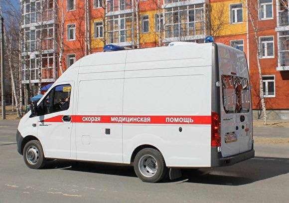 В ХМАО с 10 этажа офиса «Сургутнефтегаза» выпал мужчина - znak.com - Югра