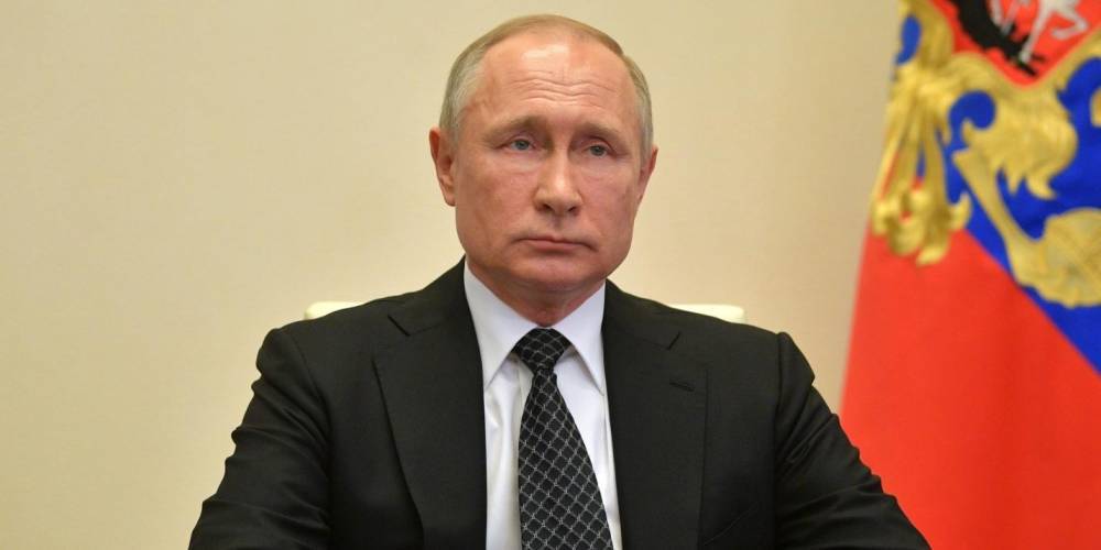 Владимир Путин - Президент России перенес Парад Победы - ruposters.ru - Россия