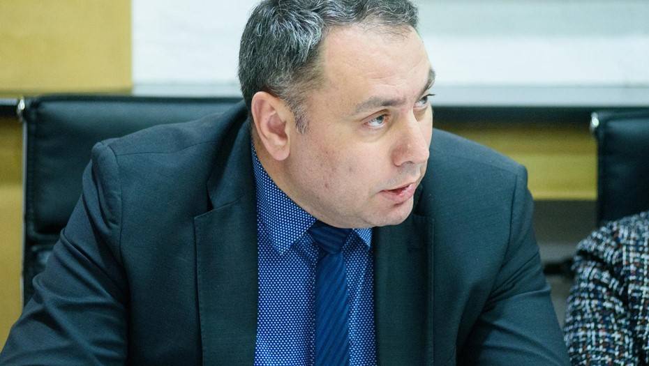 Андрей Сарана - "Если не хотите лежать на "Газпром-Арене": в Смольном заявили о преступной халатности петербуржцев - dp.ru - Санкт-Петербург