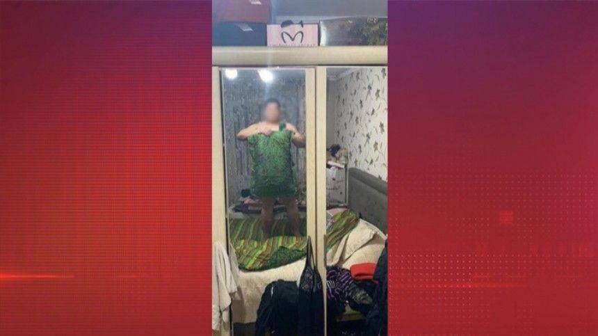 Фото с подушкой привело к служебному расследованию в полиции Алматы - 5-tv.ru - Алма-Ата