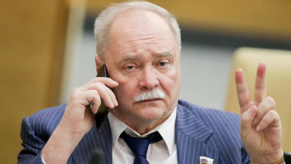 Владимир Бортко - Бортко рассказал, во сколько обошлись съемки «Улиц разбитых фонарей» - vestirossii.com - Москва - Россия