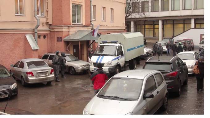 В Петербурге задержали командира батальона ГИБДД за дачу взятки - piter.tv - Ленинградская обл. - Санкт-Петербург