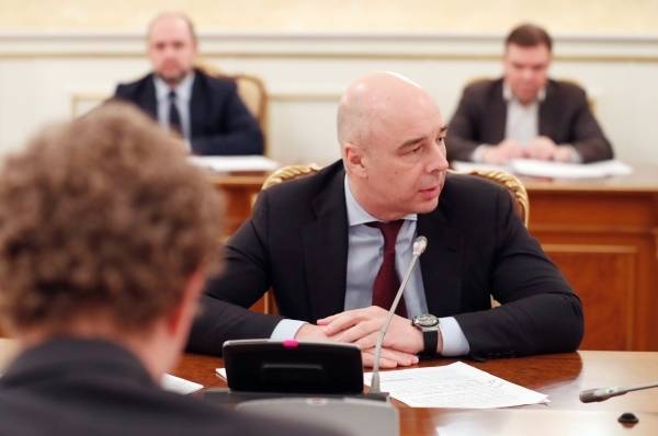 Антон Силуанов - Бюджет России недополучит из-за коронавируса около 1 трлн рублей в 2020 году - govoritmoskva.ru - Россия