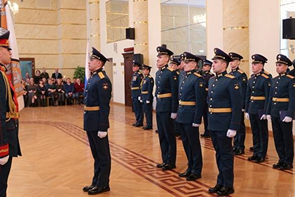 Тюменское военное училище, где выявили 15 заболевших COVID-19, закрыли на карантин - znak.com - Тюмень