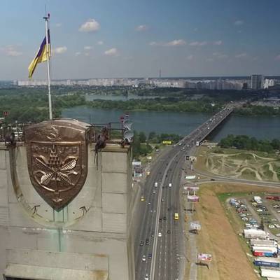 Киев накрыло дымом - radiomayak.ru - Украина - Киев