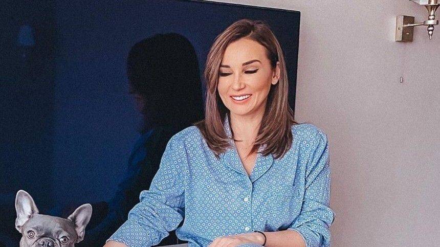 Анфиса Чехова - «Радоваться мелочам»: Чехова сравнила самоизоляцию с ночным шумом соседей - 5-tv.ru
