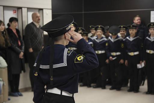 Участвовавшие в репетиции парада нахимовцы и контр-адмирал больны Covid-19 - eadaily.com - Москва - Тюмень