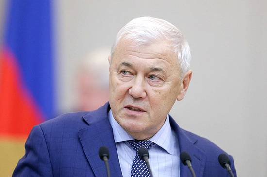 Анатолий Аксаков - Аксаков: банки выдали беспроцентные кредиты на зарплаты на три миллиарда рублей - pnp.ru