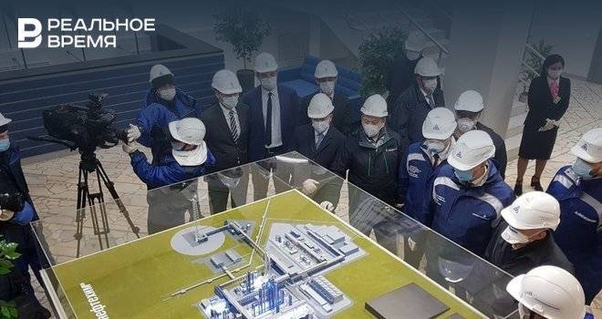 Рустам Минниханов - Президент Татарстана ознакомился с ходом строительства «Этилен-600» «Нижнекамскнефтехима» - realnoevremya.ru - респ. Татарстан - Турция - Германия