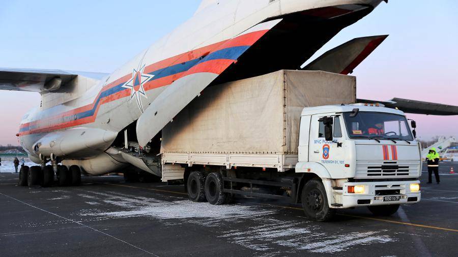Зачем Россия шлет гуманитарную помощь другим, когда сама переживает кризис? - newsland.com - Россия - США - Италия - Сербия