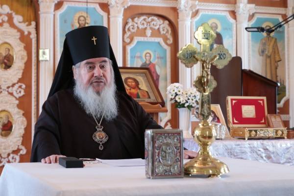 "Не так уж и страшна ситуация". В Прикамье архиепископ обратился к пастве из-за "одолевших его звонков из администрации" - nakanune.ru - Москва - Пермь - Соликамск