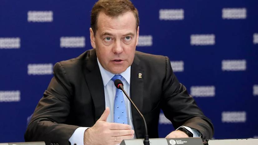 Дмитрий Медведев - Медведев прокомментировал возможность новых мер по коронавирусу - russian.rt.com - Москва - Россия - Санкт-Петербург - Московская обл.