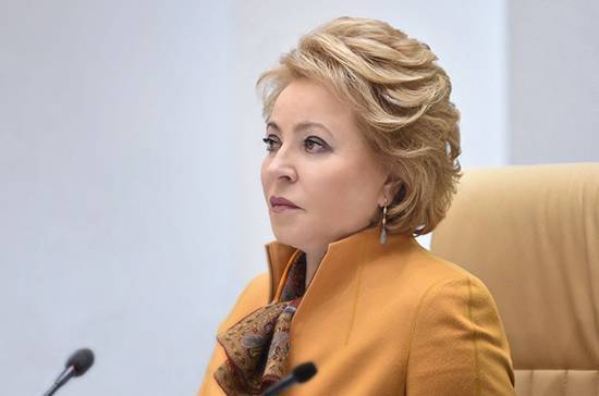 Сергей Цеков - Валентина Матвиенко - Матвиенко предложила освободить в РФ от экзамена по русскому языку всех жителей Украины и Белоруссии - pnp.ru - Россия - Украина - Крым - Белоруссия
