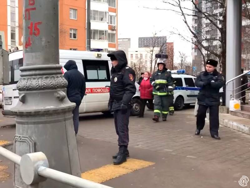 Пять больниц в Москве проверяют из-за анонимной угрозы взрыва - newsland.com - Москва - Россия