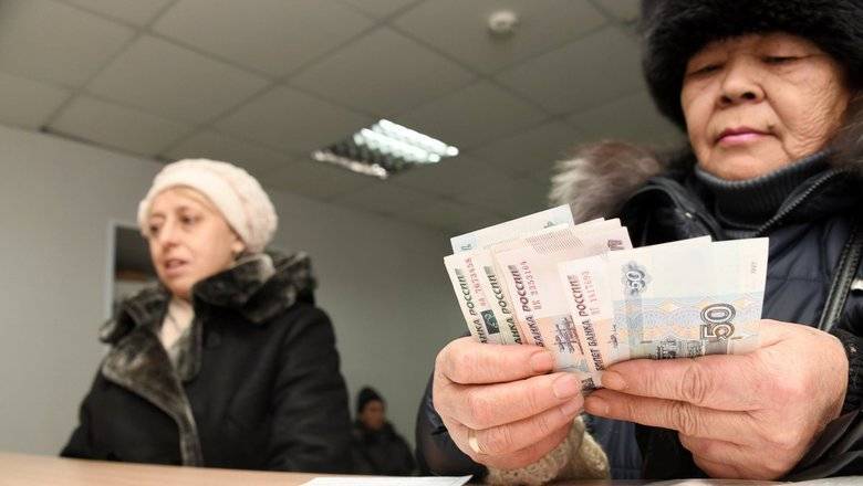 Владимир Путин - Михаил Мишустин - Депутаты попросили выплатить всем россиянам по 25 тыс. руб. - newsland.com - Россия - Россияне