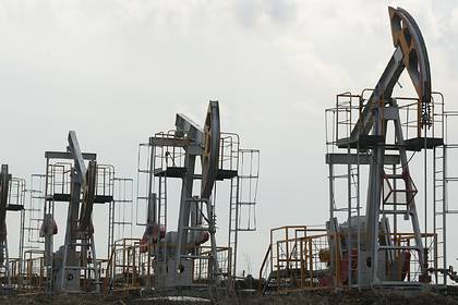 У российских нефтяников начались проблемы со снижением добычи - lenta.ru - Россия