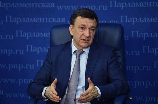 Владимир Афонский - Афонский разъяснил, как решать вопросы автострахования в режиме самоизоляции - pnp.ru - Россия