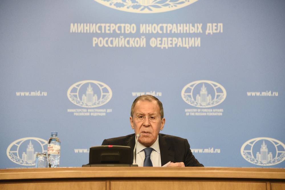 Мария Захарова - Сергей Лавров - Майк Помпео - Лавров затронул тему вывоза российских школьников из США в разговоре с Помпео - vm.ru - Россия - США